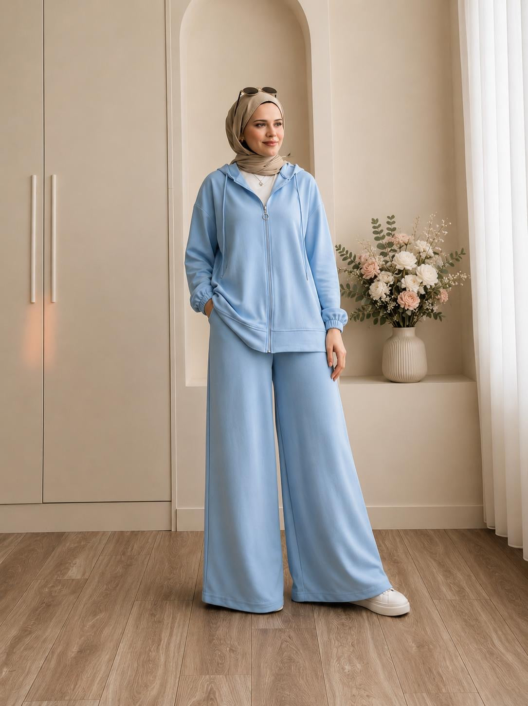 Aurelia Suit